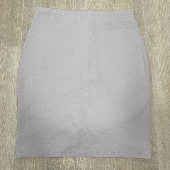 SUNDAY BEST MINI SKIRT - Picture 2 of 3